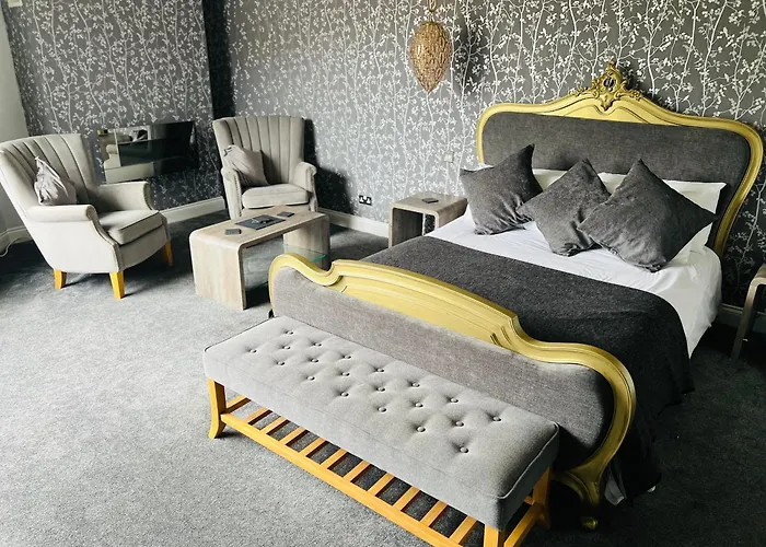 The Popinjay Hotel