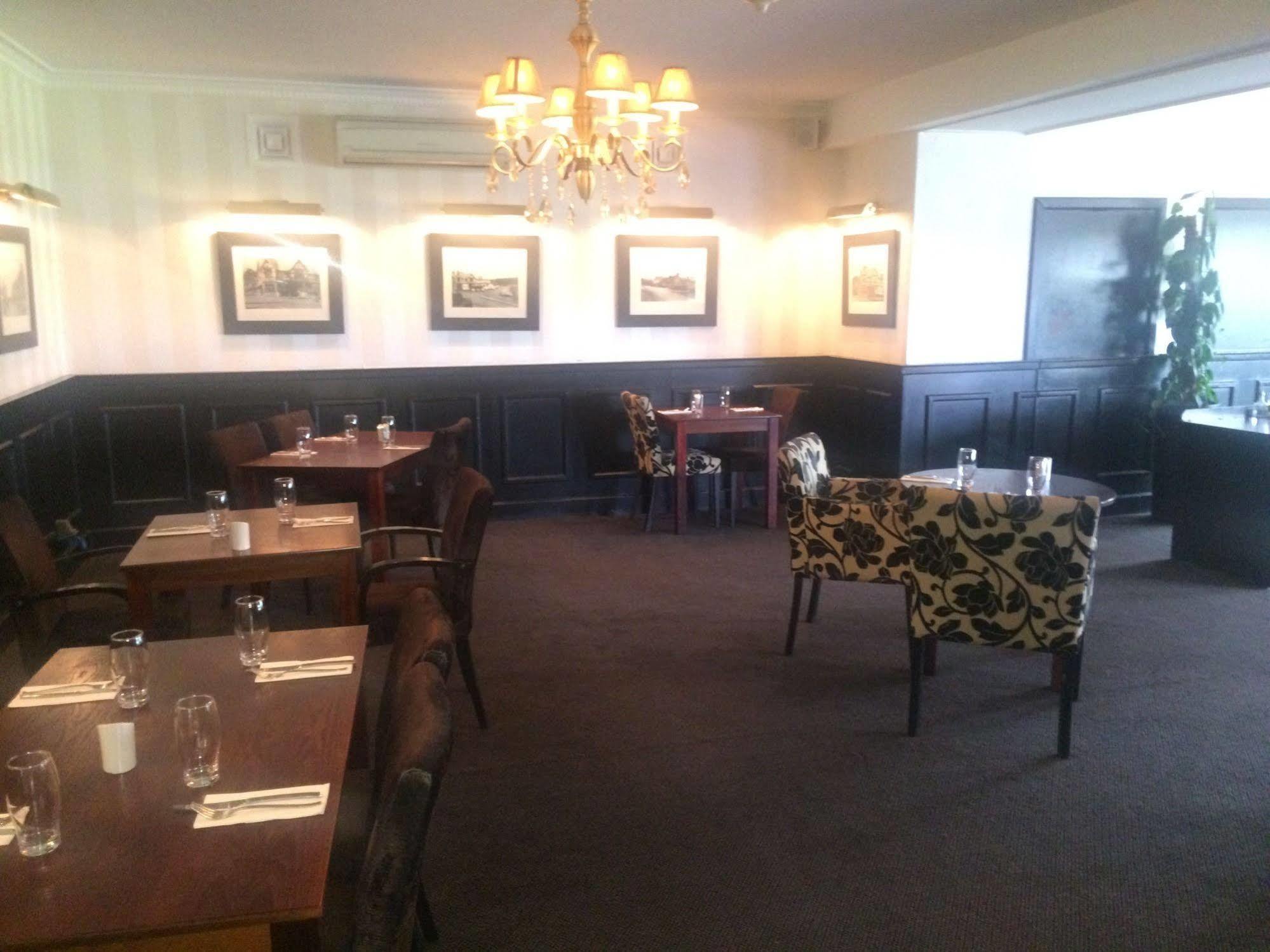 The Popinjay Hotel Larkhall (South Lanarkshire)