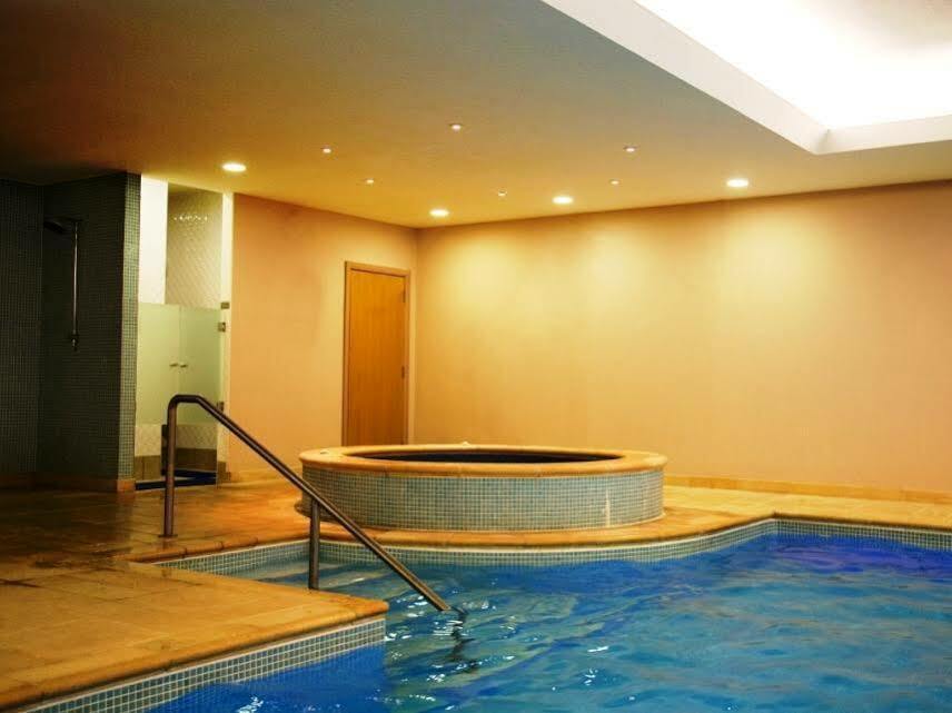 Hotel The Popinjay Larkhall (South Lanarkshire)
